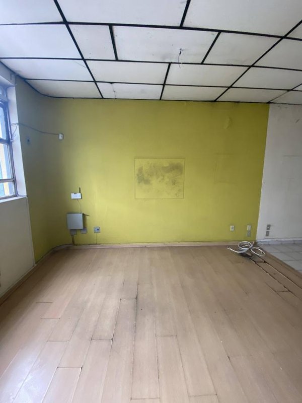 Imóvel Comercial com 501m² na Lapa Rua Faustolo São Paulo - 