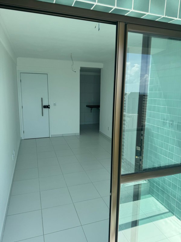 Apartamento à venda com 3 quartos sendo uma suíte, 66,75m² área útil por R$ 760.000,00 Rua José Nunes da Cunha Jaboatão dos Guararapes - 