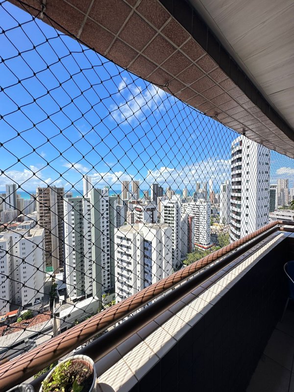 Apartamento à venda com 3 quartos, 107m² área útil por R$ 950.000,00 Rua Visconde de Jequitinhonha Recife - 