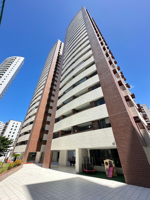 Apartamento à venda com 3 quartos, 107m² área útil por R$ 950.000,00 Rua Visconde de Jequitinhonha Recife - 
