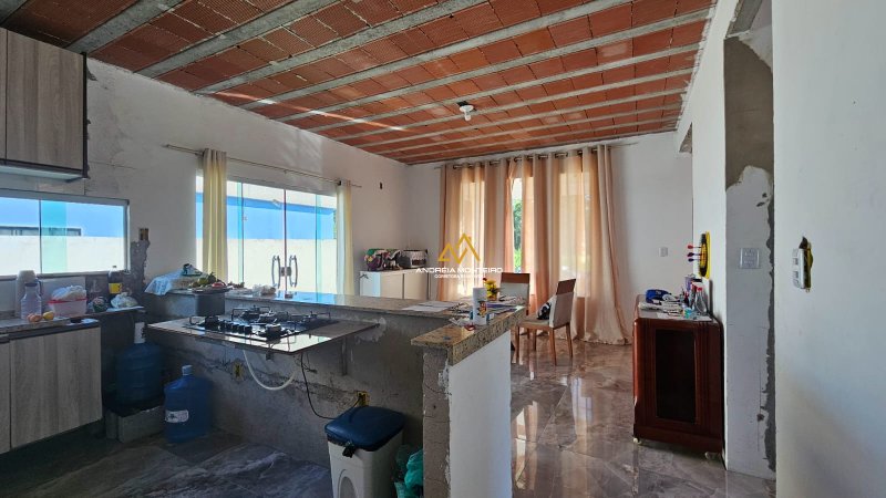 Casa com 3 dormitórios à venda, 140 m² - Ubatiba - Maricá/RJ - R$285.000,00 Rodovia Vereador Oldemar Guedes Figueiredo Maricá - 