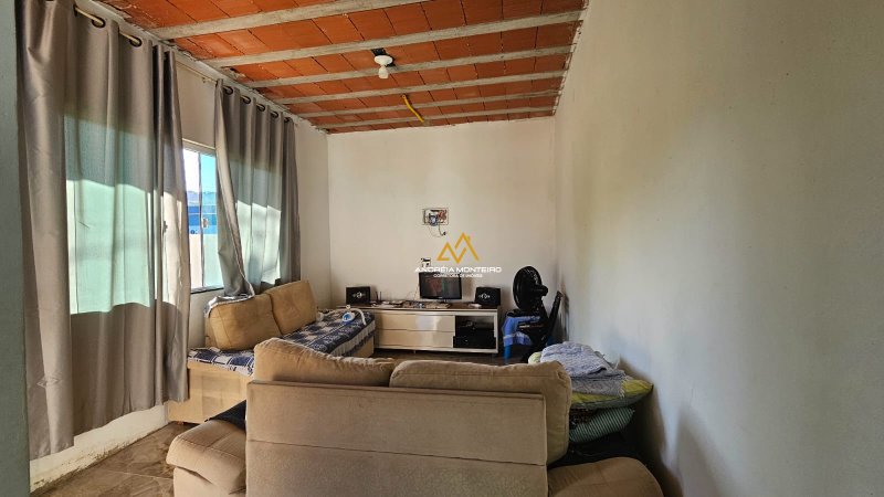 Casa com 3 dormitórios à venda, 140 m² - Ubatiba - Maricá/RJ - R$285.000,00 Rodovia Vereador Oldemar Guedes Figueiredo Maricá - 