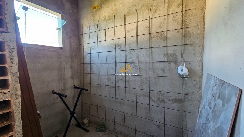 Casa com 3 dormitórios à venda, 140 m² - Ubatiba - Maricá/RJ - R$285.000,00 Rodovia Vereador Oldemar Guedes Figueiredo Maricá - 
