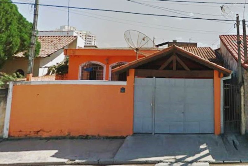 Casa - 3 dormitórios - Jardim Emília - Jacareí - Venda - Jacareí - 