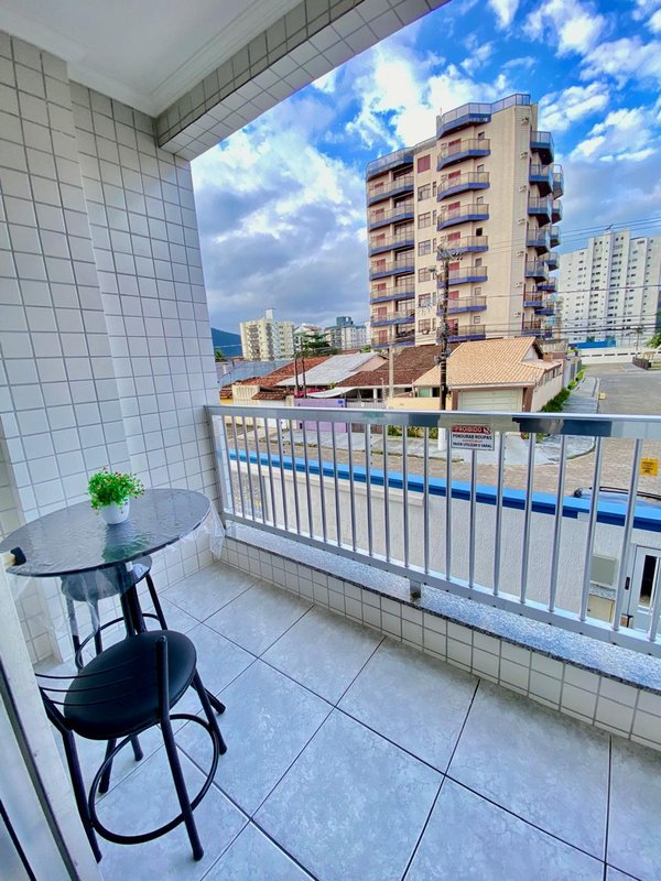 Lindo apartamento a 90 metros da orla na Martim de Sá - Caraguatatuba - 