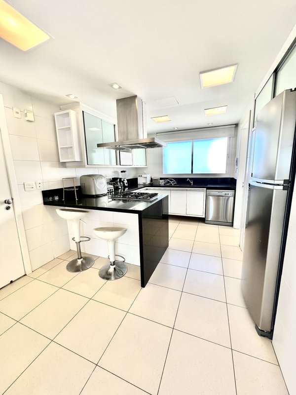 R$ 4.100.000 - RISERVA SCHIAVON - ESPETACULAR APARTAMENTO - ANDAR ALTO - 231M2 - 4 SUÍTES Rua Engenheiro Teixeira Soares Porto Alegre - 
