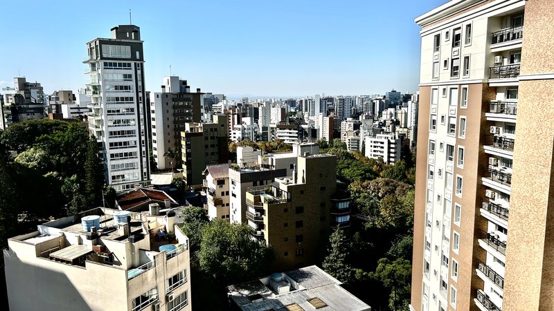 R$ 4.100.000 - RISERVA SCHIAVON - ESPETACULAR APARTAMENTO - ANDAR ALTO - 231M2 - 4 SUÍTES Rua Engenheiro Teixeira Soares Porto Alegre - 