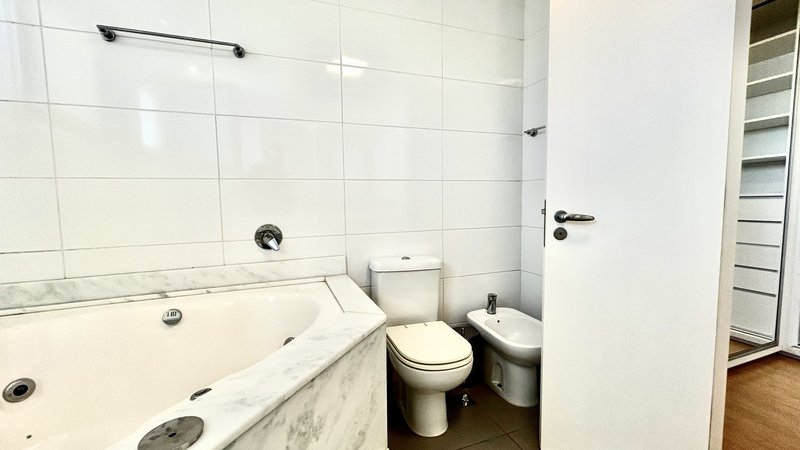 R$ 4.100.000 - RISERVA SCHIAVON - ESPETACULAR APARTAMENTO - ANDAR ALTO - 231M2 - 4 SUÍTES Rua Engenheiro Teixeira Soares Porto Alegre - 