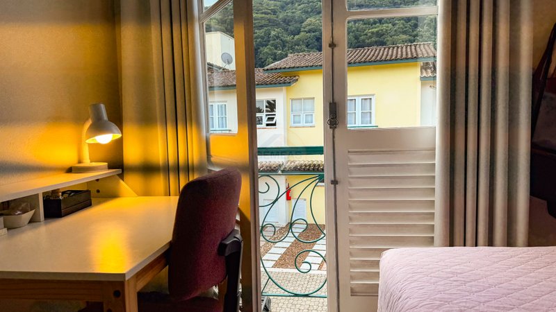 Casa aconchegante em Condomínio na Praia de Juquehy - À VENDA - São Sebastião - 