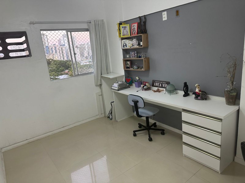 Apartamento à venda com 3 quartos sendo uma suíte, 93m² área útil por R$ 610.000,00 Rua Sansão Ribeiro Recife - 