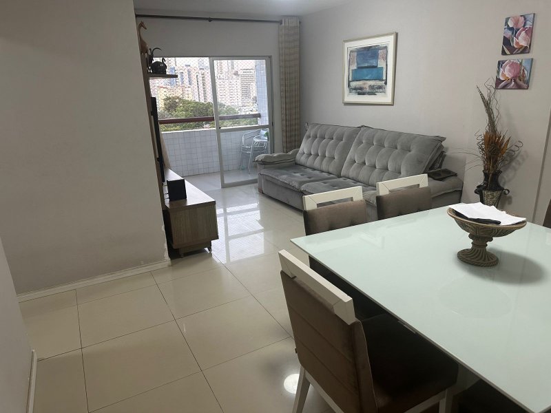 Apartamento à venda com 3 quartos sendo uma suíte, 93m² área útil por R$ 610.000,00 Rua Sansão Ribeiro Recife - 