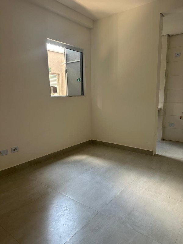 Apartamento de 2 dormitórios pronto para morar próximo ao metro Rua Peirópolis São Paulo - 