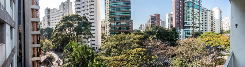 ALUGA-SE APARTAMENTO 95M2 - 3 QUARTOS - 1 VAGA Rua Edson São Paulo - 