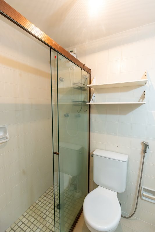 ALUGA-SE APARTAMENTO 95M2 - 3 QUARTOS - 1 VAGA Rua Edson São Paulo - 
