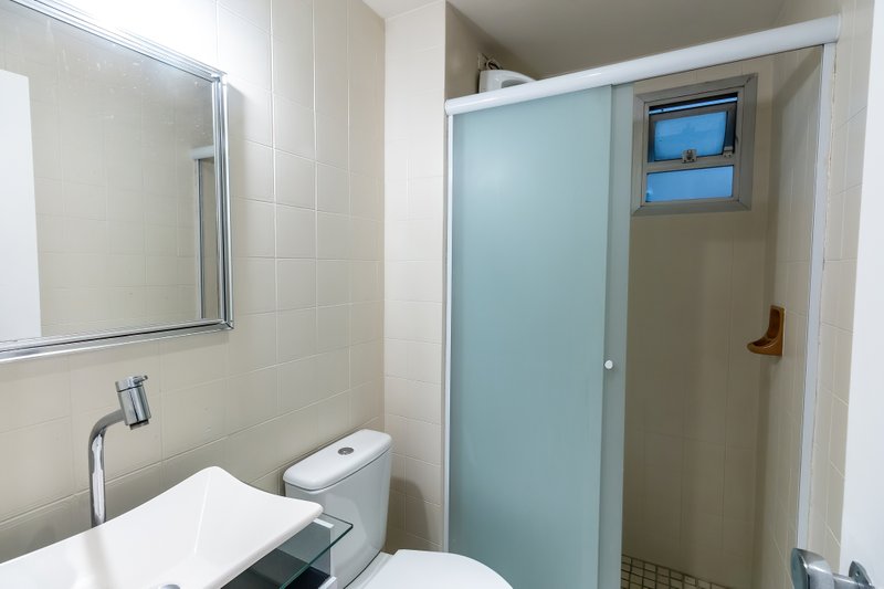 ALUGA-SE APARTAMENTO 95M2 - 3 QUARTOS - 1 VAGA Rua Edson São Paulo - 