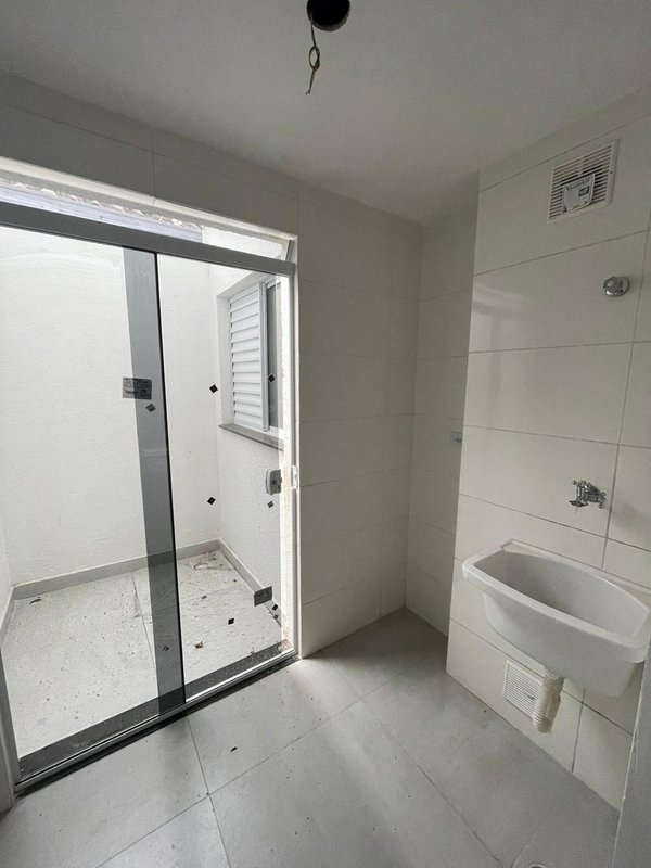 Apartamento de 2 dormitórios pronto para morar Vila Carrão Rua Alferes Frazão São Paulo - 