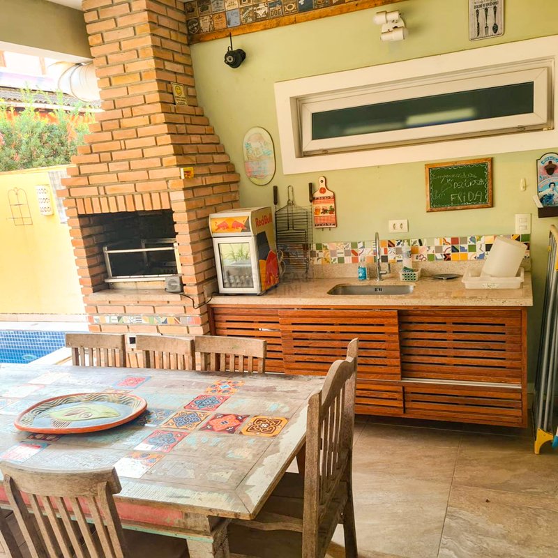 Casa em Condomínio na Praia de Juquehy - À VENDA - São Sebastião - 
