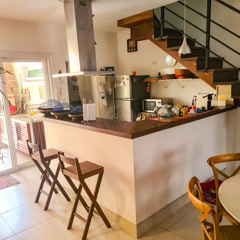 Casa em Condomínio na Praia de Juquehy - À VENDA - São Sebastião - 