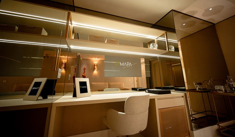 EXCLUSIVIDADE DE APARTAMENTO DE ALTO LUXO NA VILA OLÍMPIA — PORTEIRA FECHADA Rua Quatá São Paulo - 