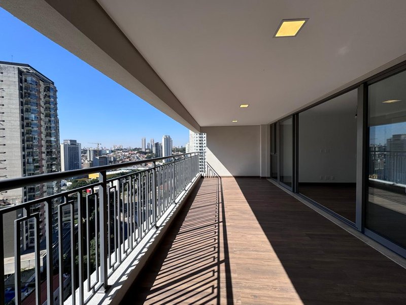 More na Chácara Klabin com Acesso Fácil à Linha Verde - São Paulo - 