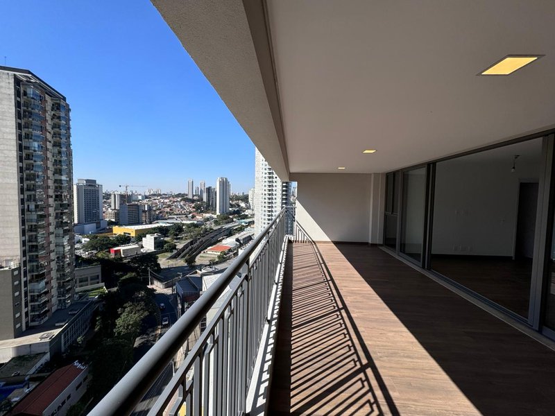 More na Chácara Klabin com Acesso Fácil à Linha Verde - São Paulo - 