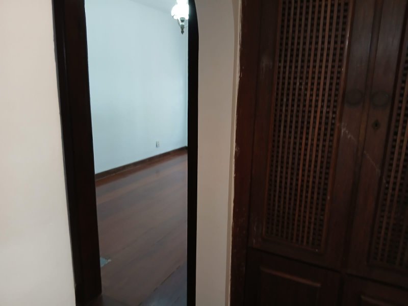 APARTAMENTO 3 QUARTOS SUÍTES AMPLO DEPENDÊNCIA ELEVADOR GARAGEM À VENDA NA BARRA! Rua Oito de Dezembro Salvador - 