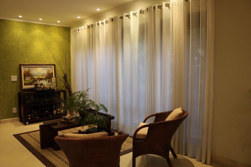 🏡 Casa Maravilhosa à Venda e para Locação em Condomínio Clube – Valinhos/SP - Valinhos - 