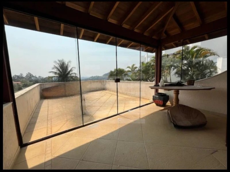 🏡 Casa Maravilhosa à Venda e para Locação em Condomínio Clube – Valinhos/SP - Valinhos - 