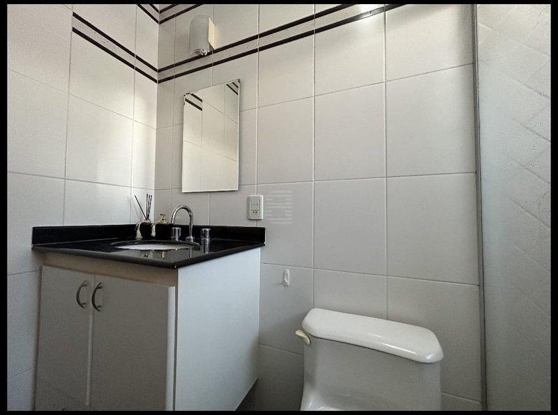 🏡 Casa Maravilhosa à Venda e para Locação em Condomínio Clube – Valinhos/SP - Valinhos - 
