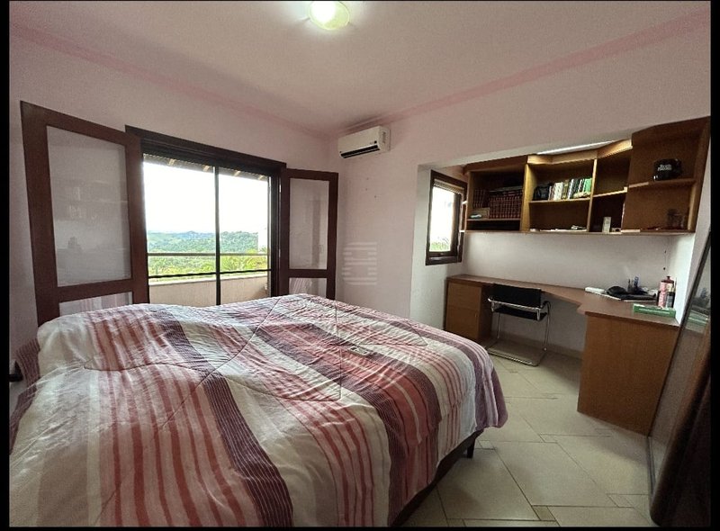 🏡 Casa Maravilhosa à Venda e para Locação em Condomínio Clube – Valinhos/SP - Valinhos - 