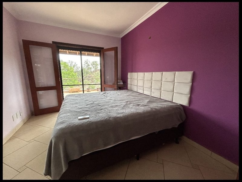 🏡 Casa Maravilhosa à Venda e para Locação em Condomínio Clube – Valinhos/SP - Valinhos - 