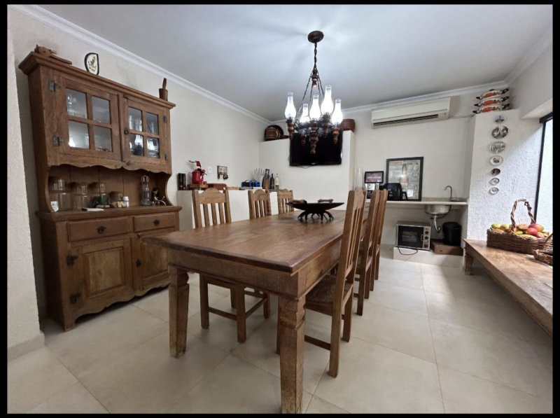 🏡 Casa Maravilhosa à Venda e para Locação em Condomínio Clube – Valinhos/SP - Valinhos - 