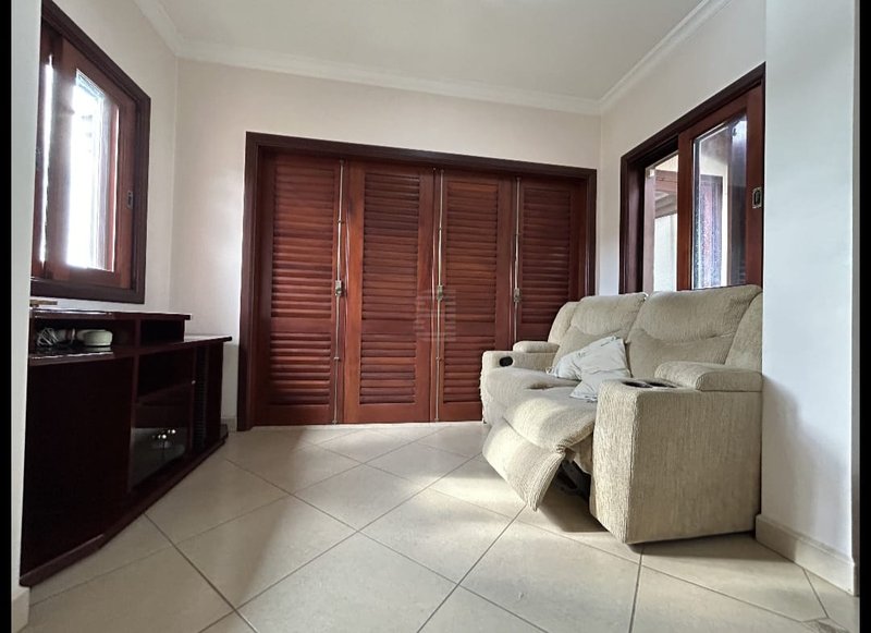 🏡 Casa Maravilhosa à Venda e para Locação em Condomínio Clube – Valinhos/SP - Valinhos - 
