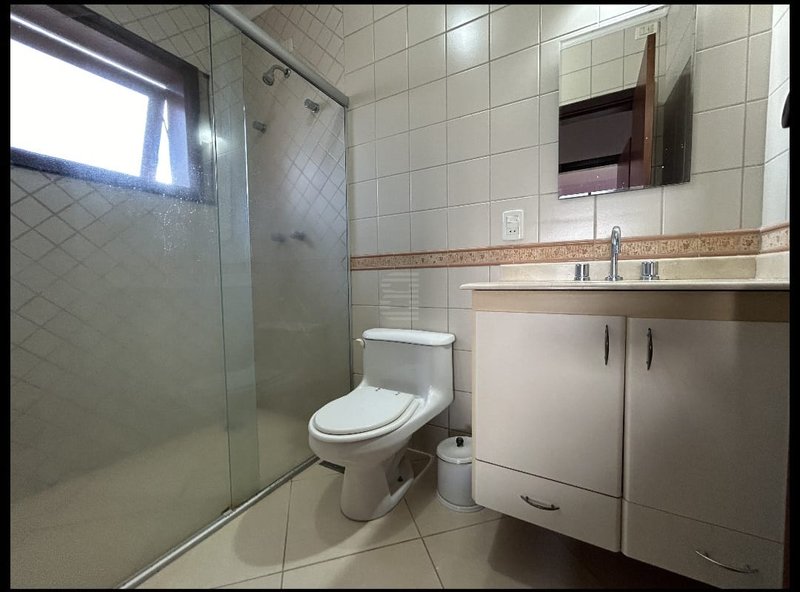 🏡 Casa Maravilhosa à Venda e para Locação em Condomínio Clube – Valinhos/SP - Valinhos - 