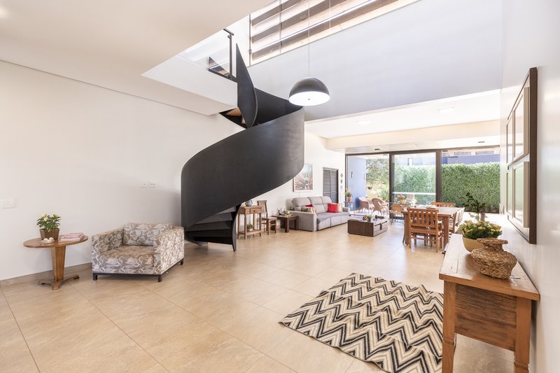 Casa à Venda Condomínio Siena, 346,52m², 5 Suítes, Bonfim Paulista/Ribeirão Preto-SP Rua Jornalista Rubens Volpe Filho Ribeirão Preto - 