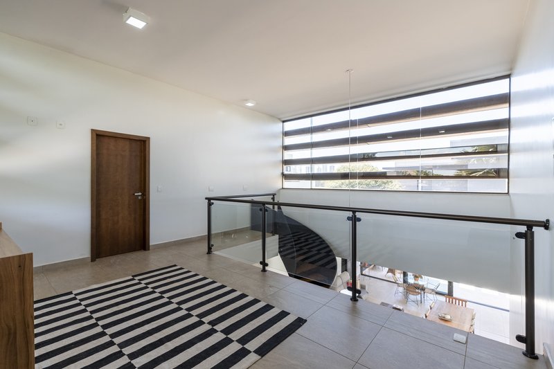 Casa à Venda Condomínio Siena, 346,52m², 5 Suítes, Bonfim Paulista/Ribeirão Preto-SP Rua Jornalista Rubens Volpe Filho Ribeirão Preto - 