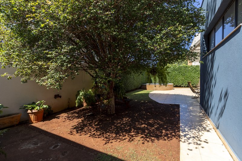 Casa à Venda Condomínio Siena, 346,52m², 5 Suítes, Bonfim Paulista/Ribeirão Preto-SP Rua Jornalista Rubens Volpe Filho Ribeirão Preto - 