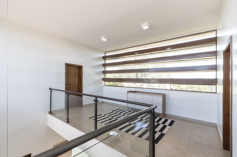Casa à Venda Condomínio Siena, 346,52m², 5 Suítes, Bonfim Paulista/Ribeirão Preto-SP Rua Jornalista Rubens Volpe Filho Ribeirão Preto - 