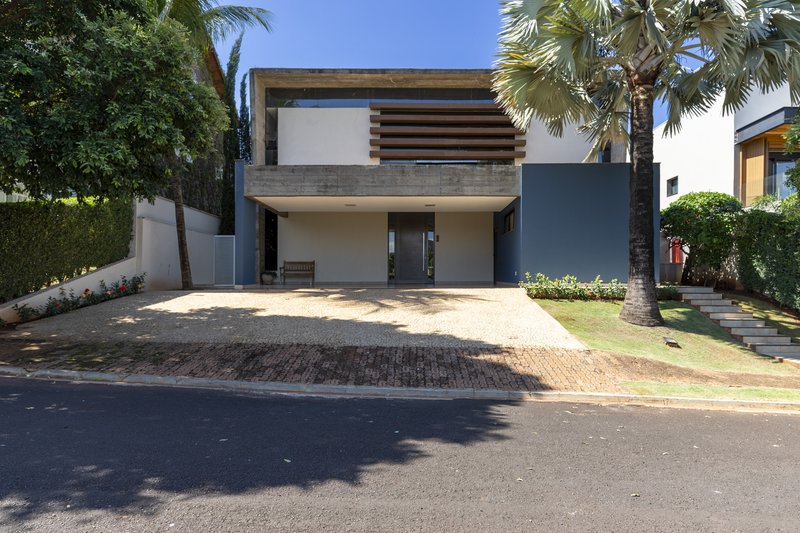 Casa à Venda Condomínio Siena, 346,52m², 5 Suítes, Bonfim Paulista/Ribeirão Preto-SP Rua Jornalista Rubens Volpe Filho Ribeirão Preto - 