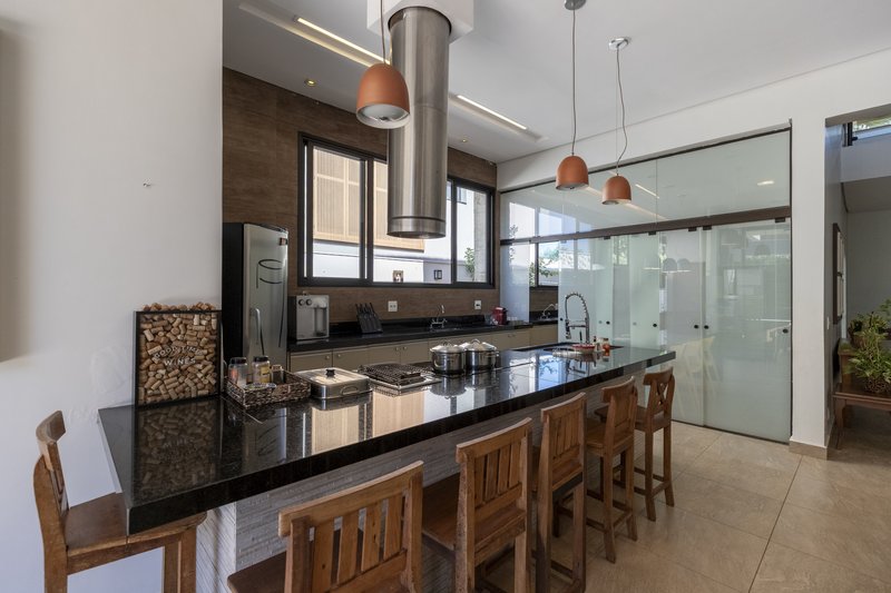 Casa à Venda Condomínio Siena, 346,52m², 5 Suítes, Bonfim Paulista/Ribeirão Preto-SP Rua Jornalista Rubens Volpe Filho Ribeirão Preto - 