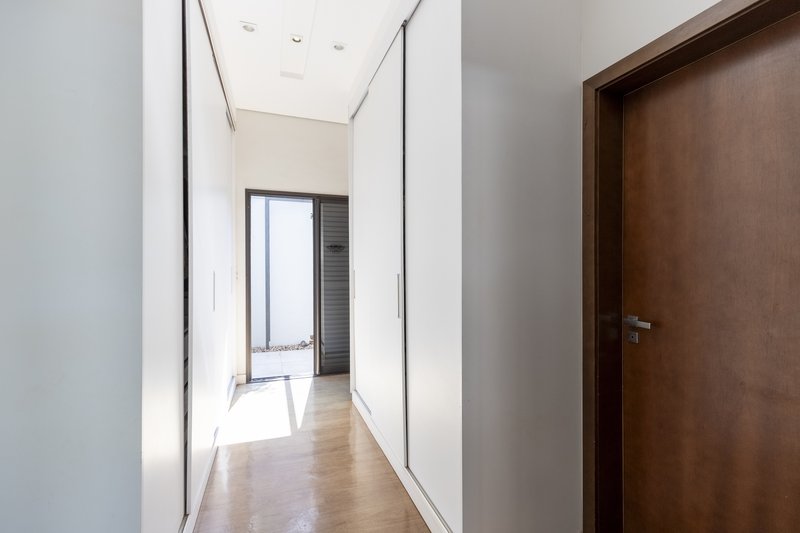 Casa à Venda Condomínio Siena, 346,52m², 5 Suítes, Bonfim Paulista/Ribeirão Preto-SP Rua Jornalista Rubens Volpe Filho Ribeirão Preto - 