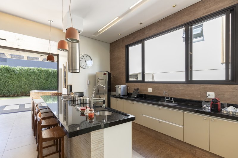 Casa à Venda Condomínio Siena, 346,52m², 5 Suítes, Bonfim Paulista/Ribeirão Preto-SP Rua Jornalista Rubens Volpe Filho Ribeirão Preto - 