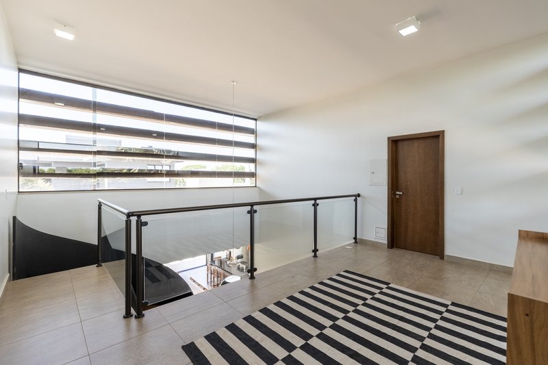 Casa à Venda Condomínio Siena, 346,52m², 5 Suítes, Bonfim Paulista/Ribeirão Preto-SP Rua Jornalista Rubens Volpe Filho Ribeirão Preto - 