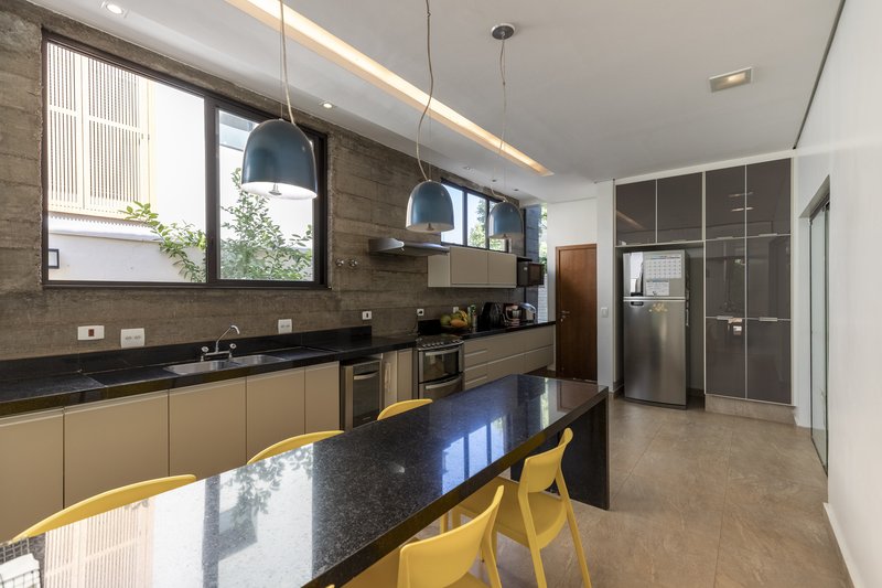 Casa à Venda Condomínio Siena, 346,52m², 5 Suítes, Bonfim Paulista/Ribeirão Preto-SP Rua Jornalista Rubens Volpe Filho Ribeirão Preto - 