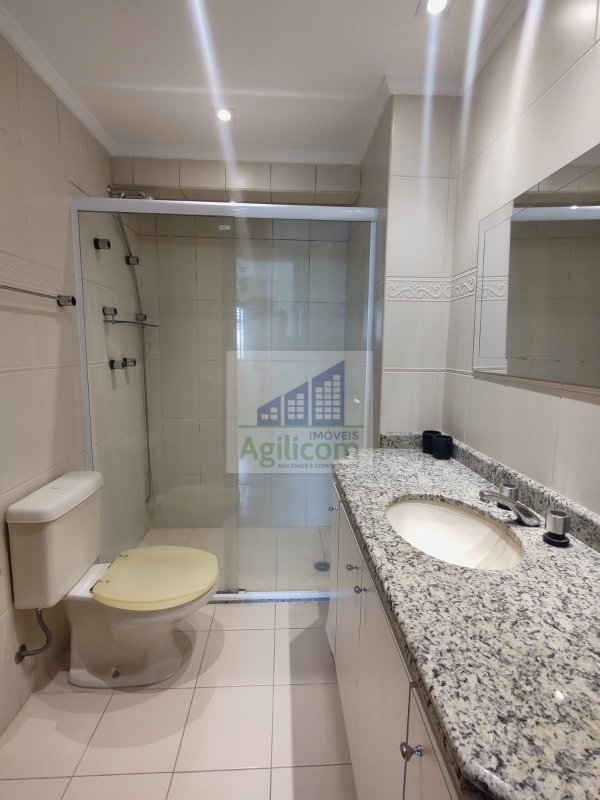 APARTAMENTO À VENDA E PARA LOCAÇÃO EM CAMPO BELO COM 4 DORMITÓRIOS Rua Cancioneiro Popular São Paulo - 