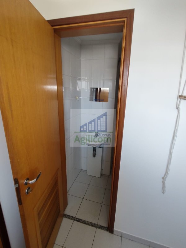 APARTAMENTO À VENDA E PARA LOCAÇÃO EM CAMPO BELO COM 4 DORMITÓRIOS Rua Cancioneiro Popular São Paulo - 