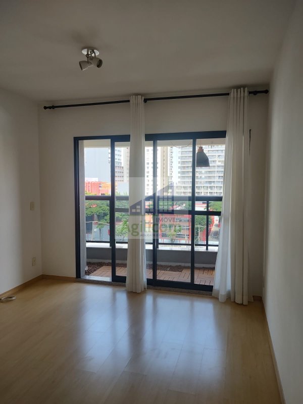 APARTAMENTO À VENDA E PARA LOCAÇÃO EM CAMPO BELO COM 4 DORMITÓRIOS Rua Cancioneiro Popular São Paulo - 