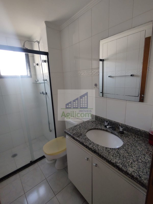 APARTAMENTO À VENDA E PARA LOCAÇÃO EM CAMPO BELO COM 4 DORMITÓRIOS Rua Cancioneiro Popular São Paulo - 