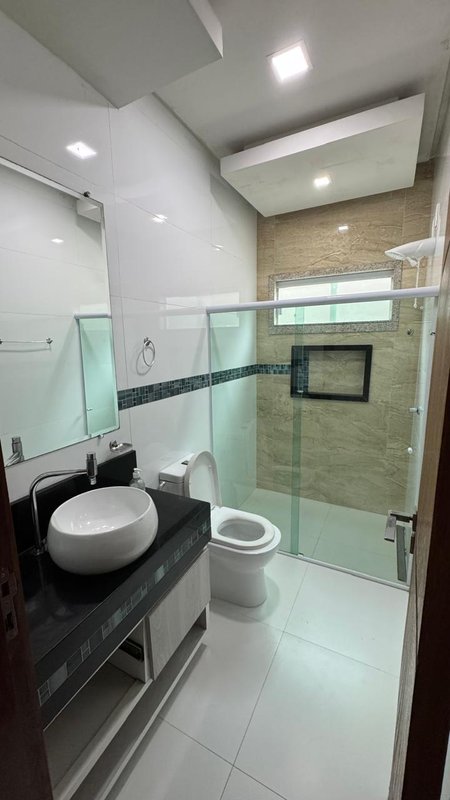 Ampla casa com piscina para locação no Colonial em Eunápolis Praça das Bromelias  Eunápolis - 