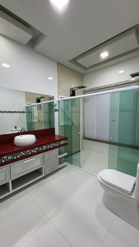 Ampla casa com piscina para locação no Colonial em Eunápolis Praça das Bromelias  Eunápolis - 